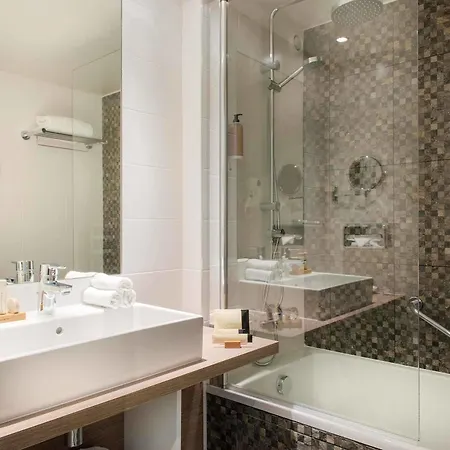Best Western Plus Paris Saclay Room photo