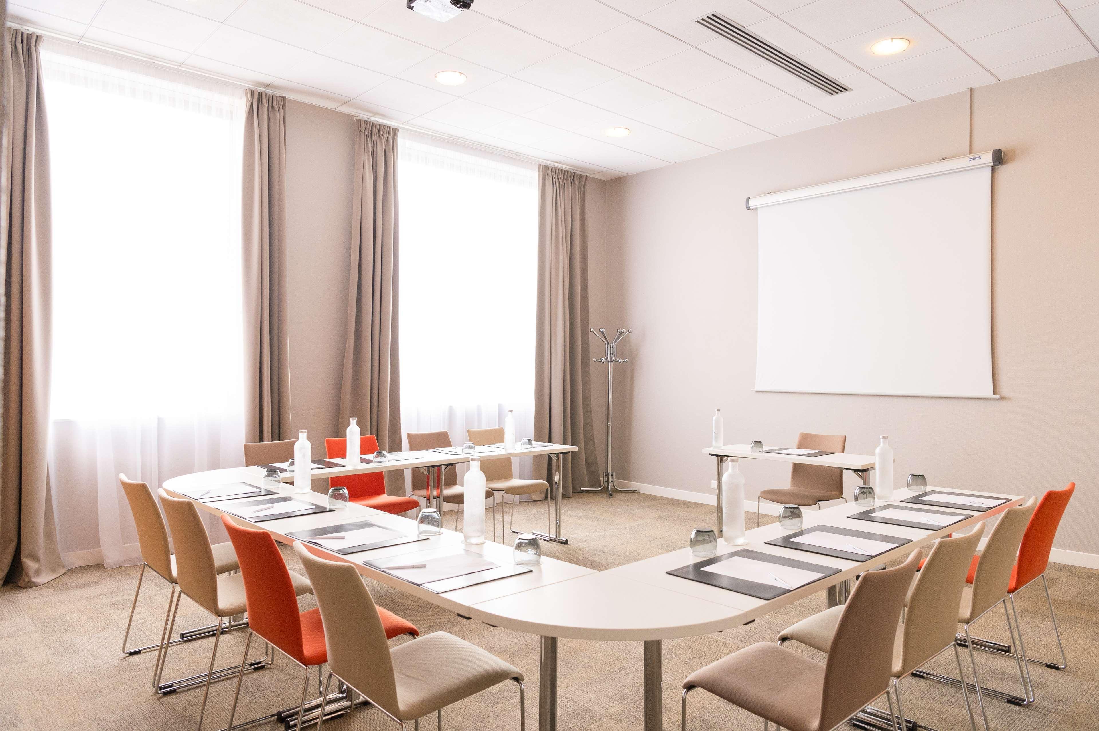 Western Paris Saclay