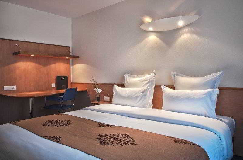 Hotel Western Paris 4*