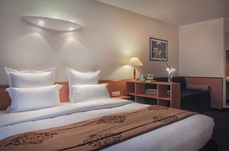 Western Paris 4* Saclay