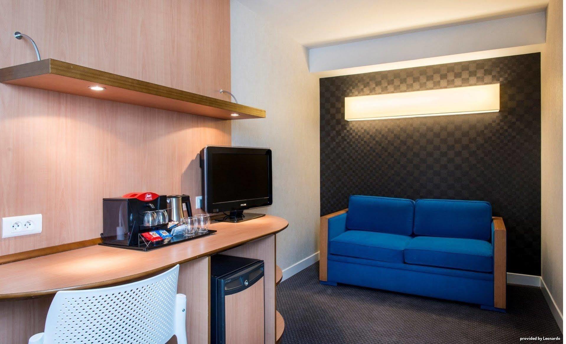 Hotel Western Paris 4*